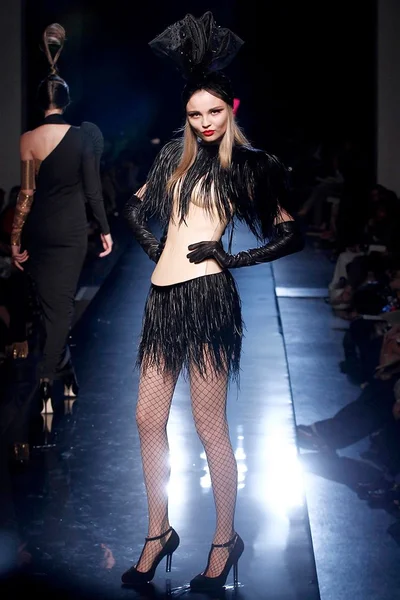 Look 43